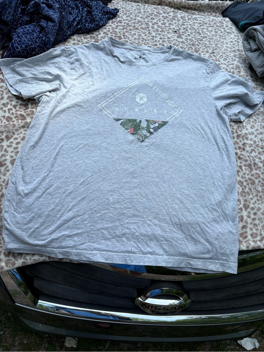 Hurley Size XL Men's Light Gray Tropical Logo Graphic T-Shirt